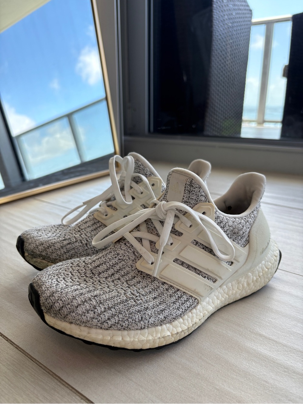 Adidas Ultraboost 4.0 White/Grey Knit Sneakers Size 6.5